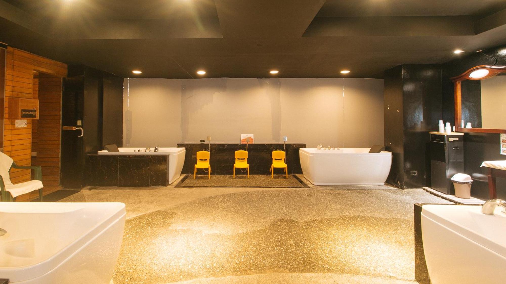 Reddoorz Premium At Jjimjbang Hotel Spa Manila Luaran gambar