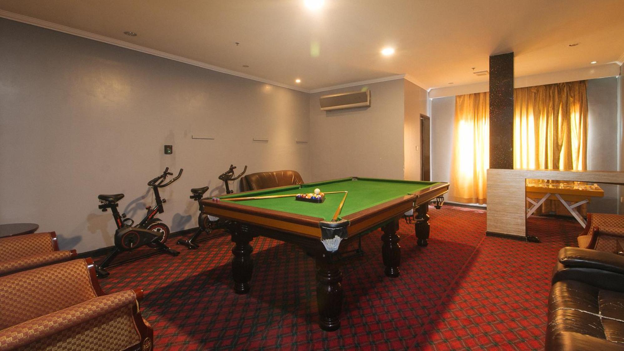 Reddoorz Premium At Jjimjbang Hotel Spa Manila Luaran gambar