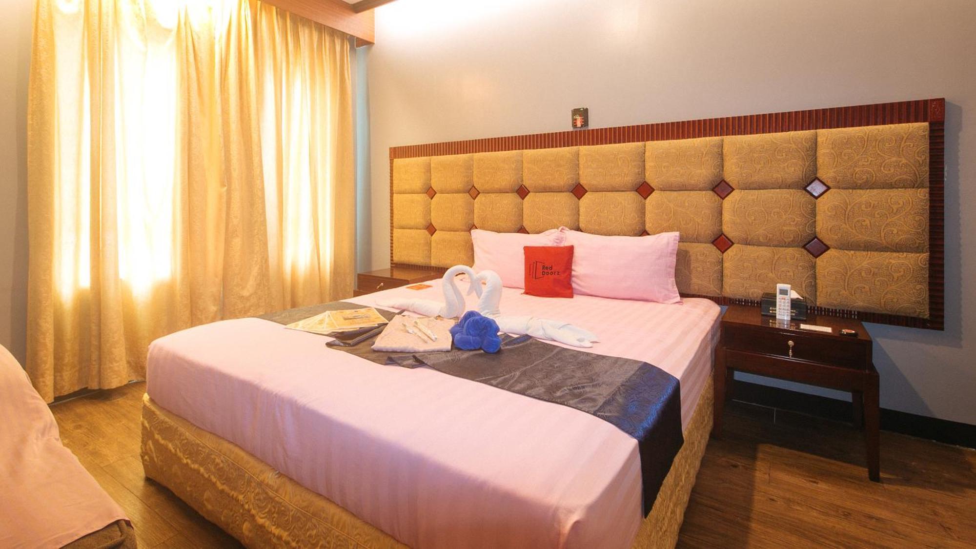Reddoorz Premium At Jjimjbang Hotel Spa Manila Luaran gambar