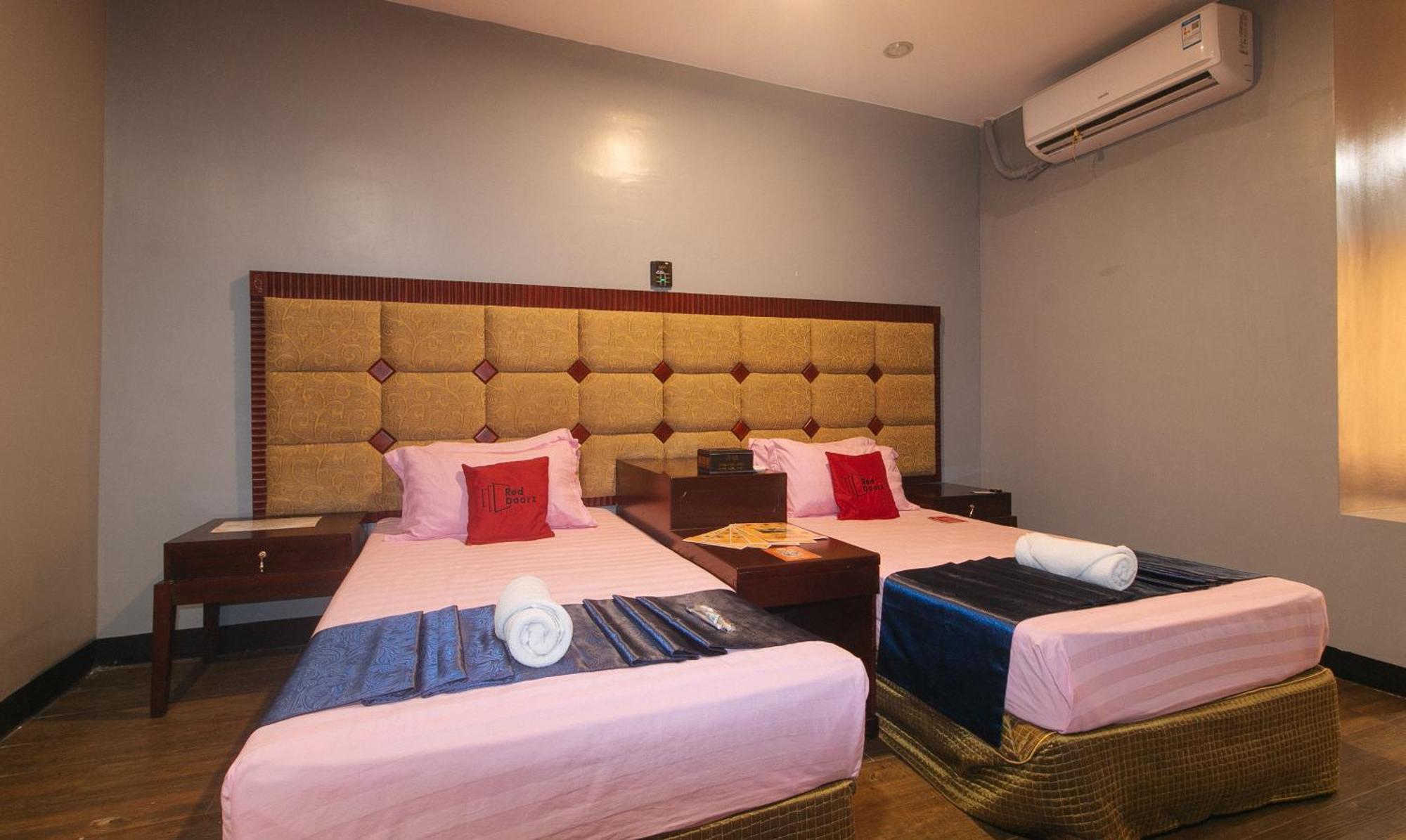 Reddoorz Premium At Jjimjbang Hotel Spa Manila Bilik gambar